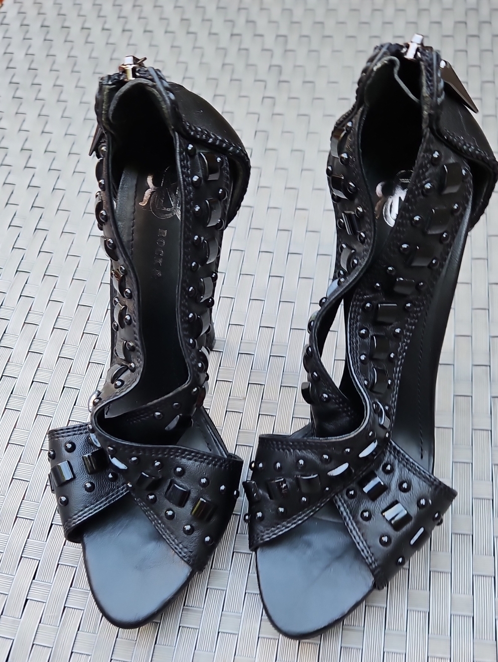 Rock &  Republic Black Studded Open-Toe Ankle-Strap Heels with Zipper Size 8.5